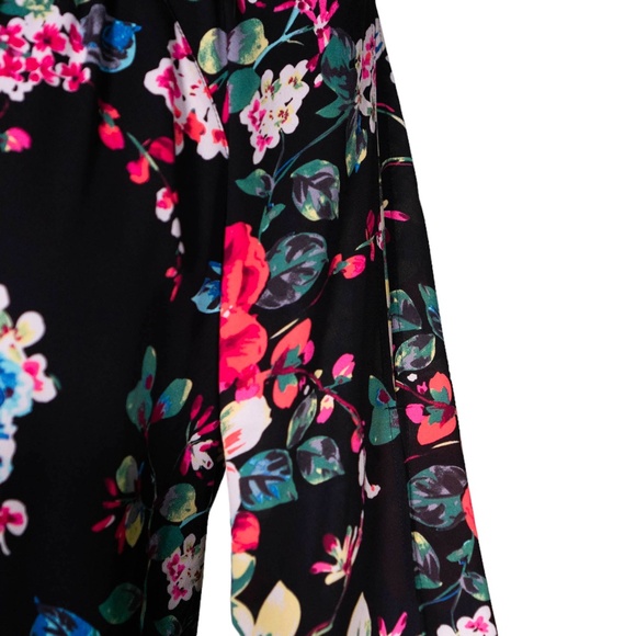 Express Women's Blouse Floral 3/4 Sleeve Keyhole Colorful Artsy Crop Top Small - Picture 10 of 10